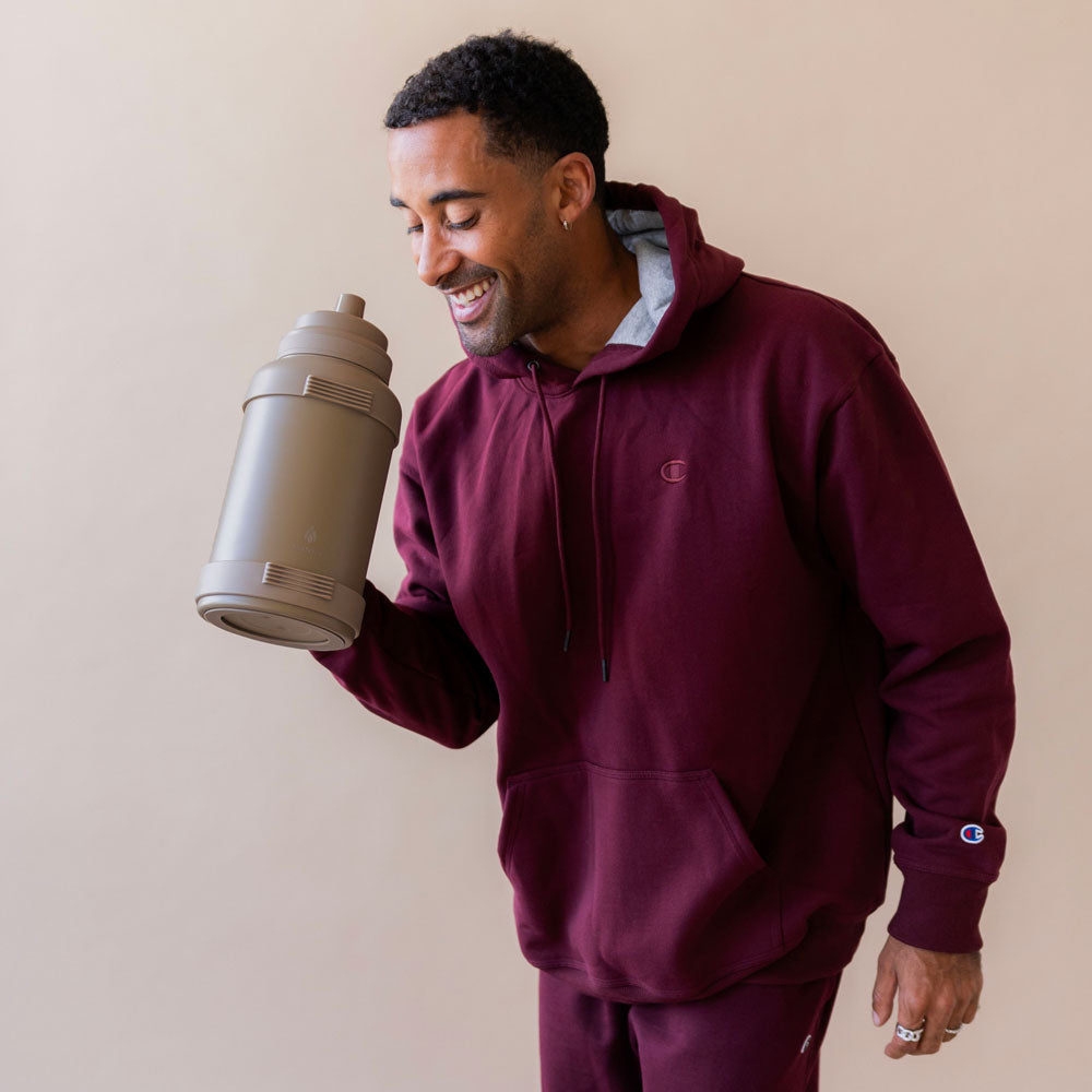 78-oz-titan-bottle-pastel-collection-m2 32_Manna_Website_Lifestyles_Titan_Darker_2.jpg