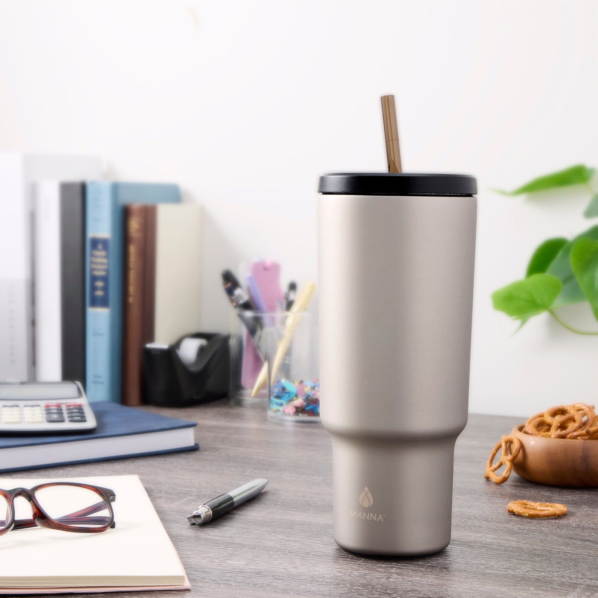 40-oz-ranger-tumbler-xl-q8 40262_L_04.jpg